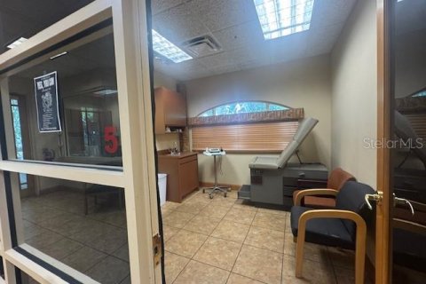 Immobilier commercial à louer à Summerfield, Floride: 139.35 m2 № 2135674 - photo 25