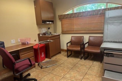 Immobilier commercial à louer à Summerfield, Floride: 139.35 m2 № 2135674 - photo 16