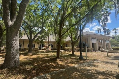 Immobilier commercial à louer à Summerfield, Floride: 139.35 m2 № 2135674 - photo 4