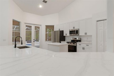 House in Hernando, Florida 3 bedrooms, 186.45 sq.m. № 1918332 - photo 12