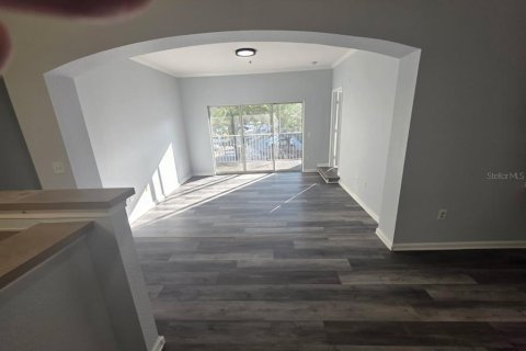 Condo in Tampa, Florida, 2 bedrooms № 2201471 - photo 3