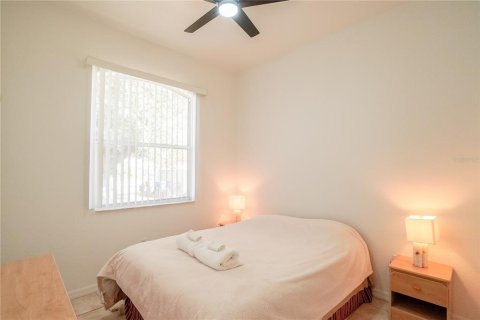 Commercial property in North Port, Florida 4 bedrooms, 213.49 sq.m. № 2387750 - photo 23