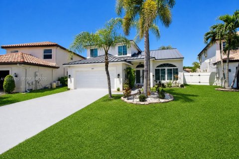 Villa ou maison à vendre à Pembroke Pines, Floride: 4 chambres, 191.56 m2 № 2075048 - photo 28