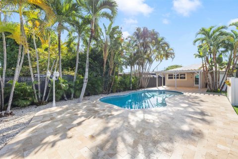 Villa ou maison à louer à Hollywood, Floride: 2 chambres, 117.24 m2 № 1982605 - photo 28