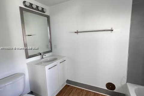 Copropriété à vendre à Miami, Floride: 2 chambres, 124.49 m2 № 1700501 - photo 19
