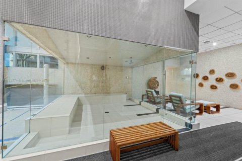 Copropriété à vendre à Miami, Floride: 2 chambres, 124.49 m2 № 1700501 - photo 3