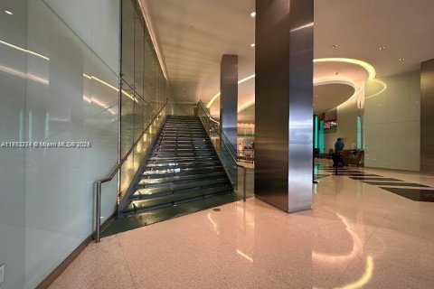Copropriété à vendre à Miami, Floride: 2 chambres, 124.49 m2 № 1700501 - photo 28