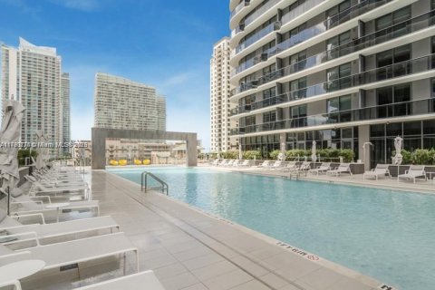 Copropriété à vendre à Miami, Floride: 2 chambres, 124.49 m2 № 1700501 - photo 7
