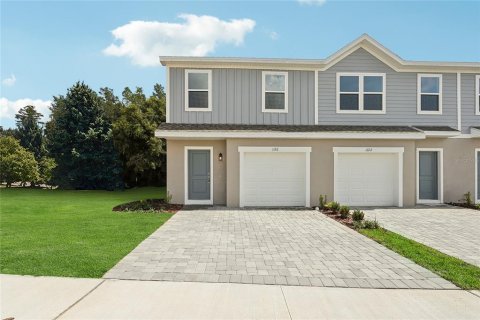 Townhouse in Davenport, Florida 3 bedrooms, 134.8 sq.m. № 1854662 - photo 1