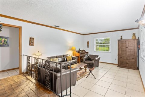 House in Longwood, Florida 3 bedrooms, 191.47 sq.m. № 2342130 - photo 4
