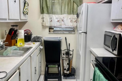 Condo in Boynton Beach, Florida, 1 bedroom № 2081491 - photo 4