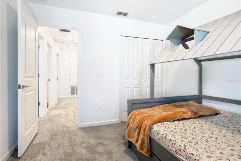 Casa en venta en Davenport, Florida, 4 dormitorios, 175.59 m2 № 2102155 - foto 12