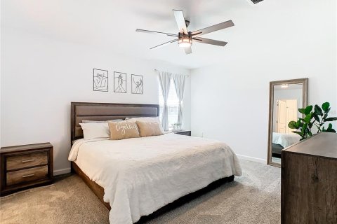 Casa en venta en Davenport, Florida, 4 dormitorios, 175.59 m2 № 2102155 - foto 10