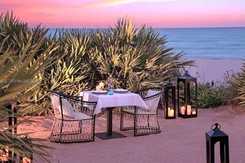Copropriété à vendre à Sunny Isles Beach, Floride: 2 chambres, 111.58 m2 № 2034982 - photo 23