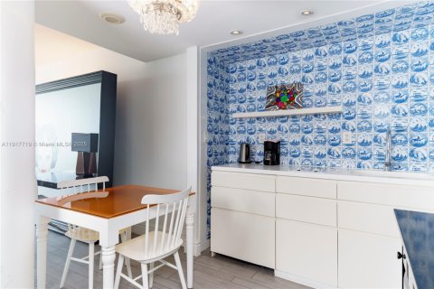 Copropriété à vendre à Miami Beach, Floride: 1 chambre № 2017058 - photo 12