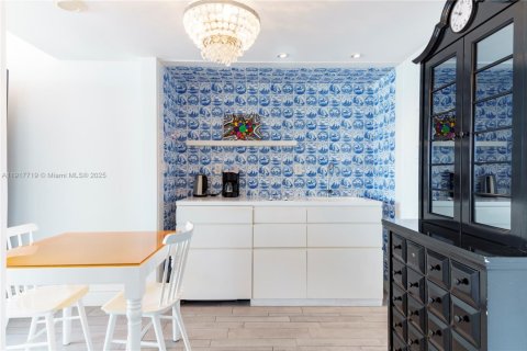 Copropriété à vendre à Miami Beach, Floride: 1 chambre № 2017058 - photo 13