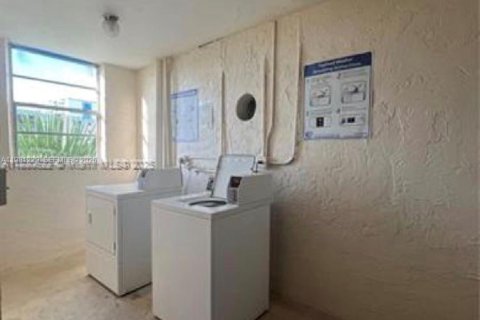 Снять в аренду кондоминиум в Майами, Флорида 1 спальня, 47.01м2, № 2079911 - фото 13