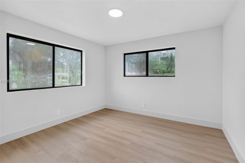 Casa en venta en Plantation, Florida, 4 dormitorios, 184.13 m2 № 2383295 - foto 3