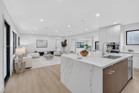 Casa en venta en Plantation, Florida, 4 dormitorios, 184.13 m2 № 2383295 - foto 15