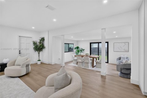 Casa en venta en Plantation, Florida, 4 dormitorios, 184.13 m2 № 2383295 - foto 10