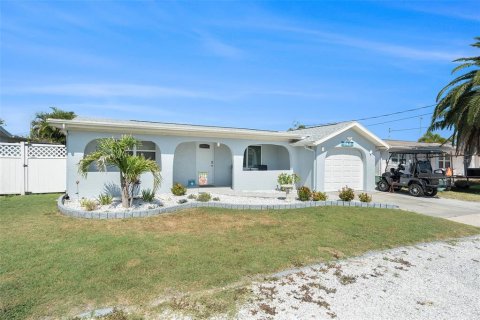 Casa en venta en Hudson, Florida, 3 dormitorios, 113.34 m2 № 1719005 - foto 4