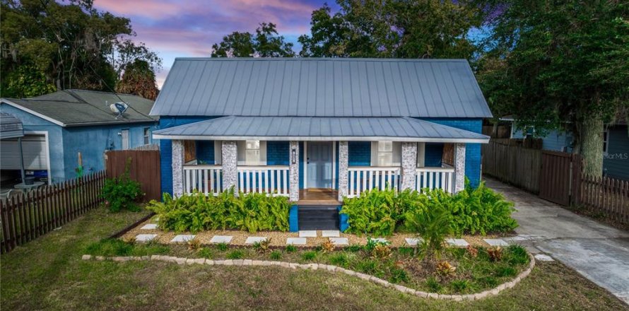 House in New Smyrna Beach, Florida 3 bedrooms, 166.11 sq.m. № 1523161