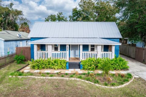 House in New Smyrna Beach, Florida 3 bedrooms, 166.11 sq.m. № 1523161 - photo 2
