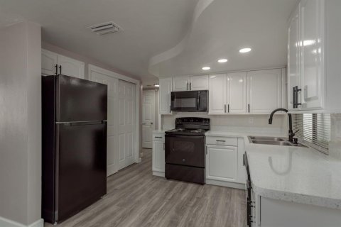 Casa en venta en New Port Richey, Florida, 2 dormitorios, 93.65 m2 № 1918409 - foto 9