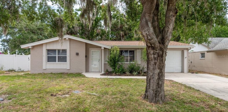 Casa en New Port Richey, Florida 2 dormitorios, 93.65 m2 № 1918409