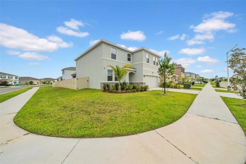 Villa ou maison à vendre à Wesley Chapel, Floride: 4 chambres, 256.04 m2 № 1772705 - photo 5