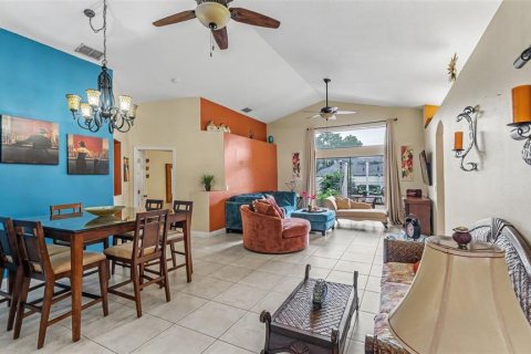 Villa ou maison à vendre à Davenport, Floride: 3 chambres, 152.73 m2 № 2413755 - photo 14