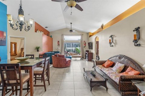 Villa ou maison à vendre à Davenport, Floride: 3 chambres, 152.73 m2 № 2413755 - photo 15
