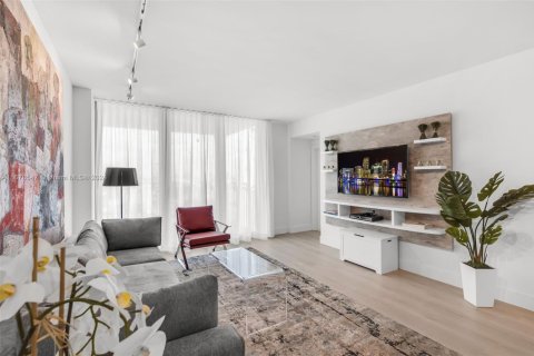 Condominio en venta en Miami Beach, Florida, 1 dormitorio, 87.33 m2 № 1864245 - foto 3