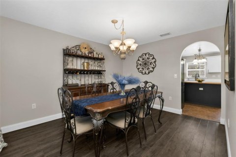 Villa ou maison à vendre à North Port, Floride: 4 chambres, 208.84 m2 № 2212032 - photo 8
