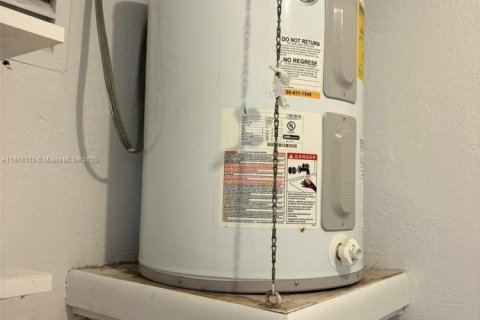 House in Deerfield Beach, Florida 2 bedrooms, 87.7 sq.m. № 1921789 - photo 18