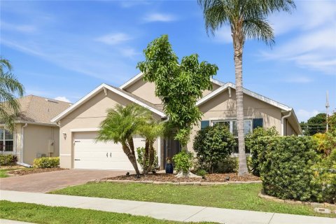 House in Venice, Florida 4 bedrooms, 169.18 sq.m. № 2152255 - photo 3