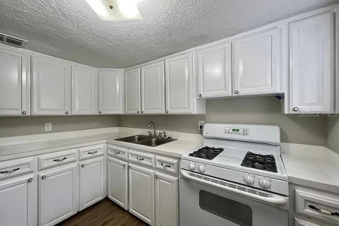 Villa ou maison à vendre à Saint Petersburg, Floride: 4 chambres, 150.5 m2 № 2403323 - photo 16