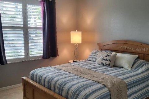 Condo in Sun City Center, Florida, 3 bedrooms № 2224662 - photo 17