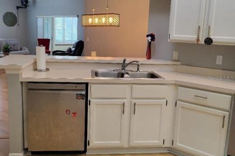 Condo in Sun City Center, Florida, 3 bedrooms № 2224662 - photo 10