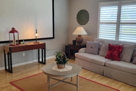 Condo in Sun City Center, Florida, 3 bedrooms № 2224662 - photo 4