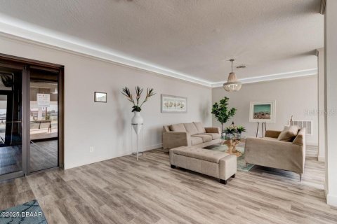 Купить кондоминиум в Дейтона-Бич, Флорида 6 комнат, 109.44м2, № 2212598 - фото 22