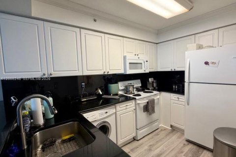 Copropriété à louer à Hollywood, Floride: 44.78 m2 № 2073910 - photo 4
