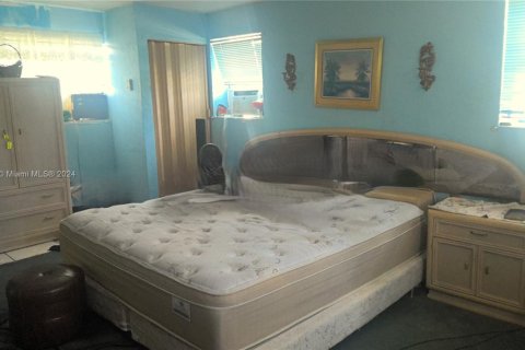 Villa ou maison à vendre à Miami, Floride: 4 chambres, 209.03 m2 № 1465978 - photo 26