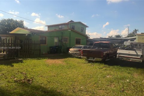 Villa ou maison à vendre à Miami, Floride: 4 chambres, 209.03 m2 № 1465978 - photo 6