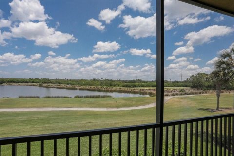 Condominio en alquiler en Bradenton, Florida, 2 dormitorios, 104.14 m2 № 212927 - foto 19