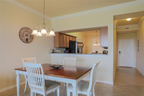 Condominio en alquiler en Bradenton, Florida, 2 dormitorios, 104.14 m2 № 212927 - foto 6