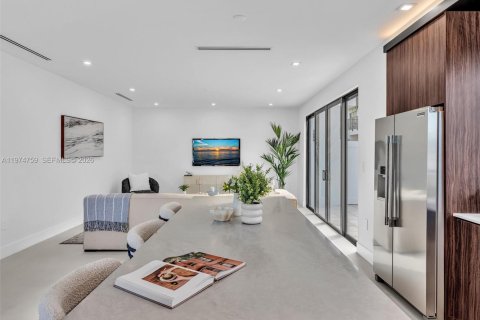 Touwnhouse à vendre à Dania Beach, Floride: 3 chambres, 191.38 m2 № 2036090 - photo 20