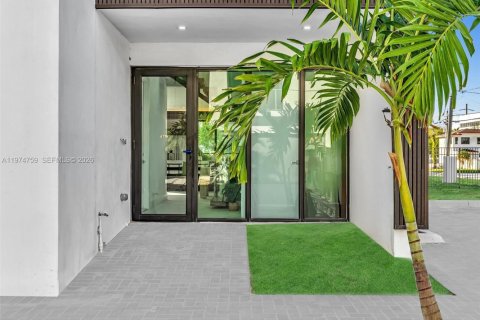 Touwnhouse à vendre à Dania Beach, Floride: 3 chambres, 191.38 m2 № 2036090 - photo 7