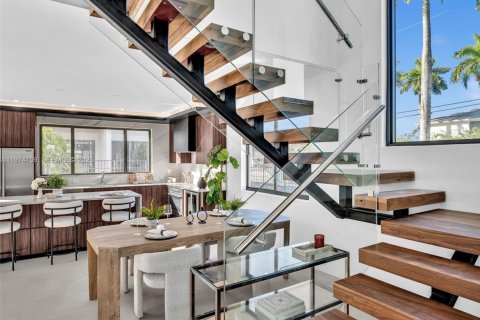 Touwnhouse à vendre à Dania Beach, Floride: 3 chambres, 191.38 m2 № 2036090 - photo 11