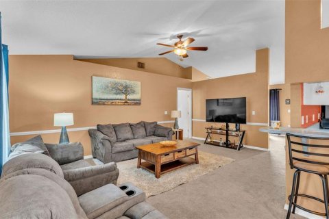 House in Lakeland, Florida 3 bedrooms, 170.2 sq.m. № 1918761 - photo 18